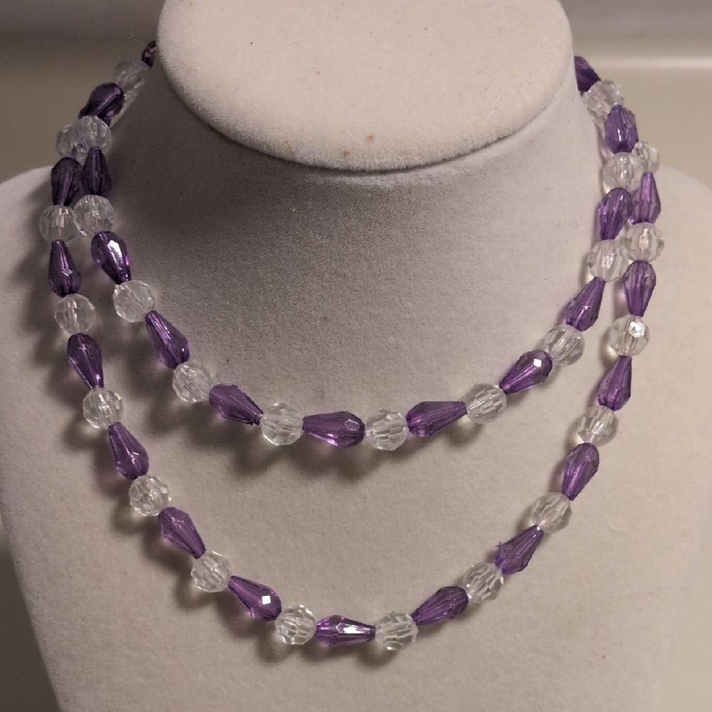 Elegant‎ Purple and Clear Faceted Beaded Necklace